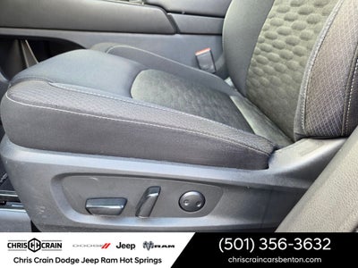 2024 Nissan Pathfinder SV 4WD