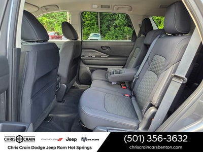 2024 Nissan Pathfinder SV 4WD