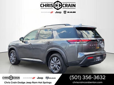 2024 Nissan Pathfinder SV 4WD
