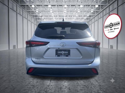 2024 Toyota Highlander LE