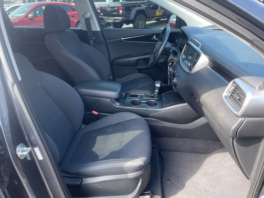 2020 Kia Sorento 2.4L LX