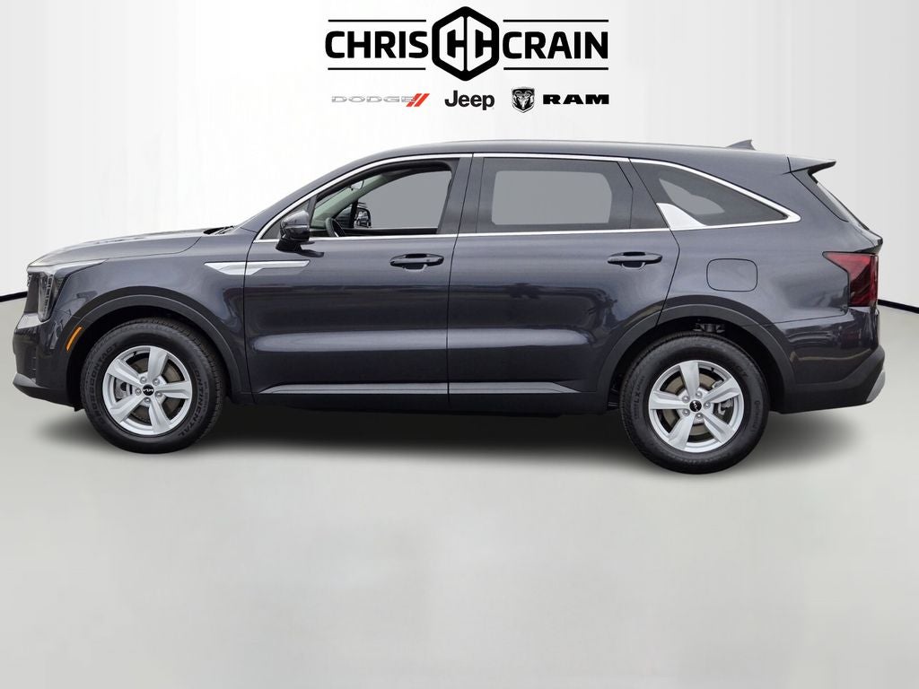 2025 Kia Sorento LX