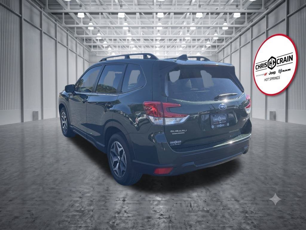 2024 Subaru Forester Premium