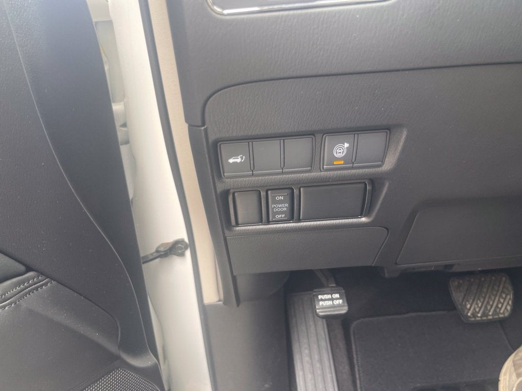 2022 Nissan Armada SL 2WD