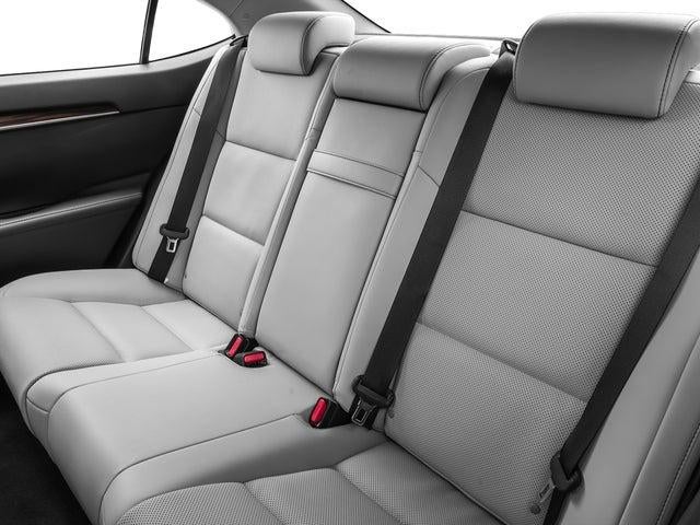 2016 Lexus ES 300h 300h