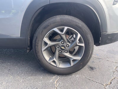 2025 Chevrolet Trax FWD LT