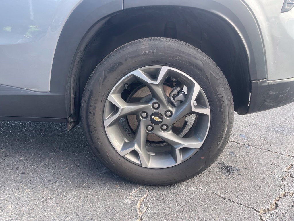 2025 Chevrolet Trax FWD LT