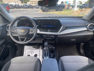 2025 Chevrolet Trax FWD LT