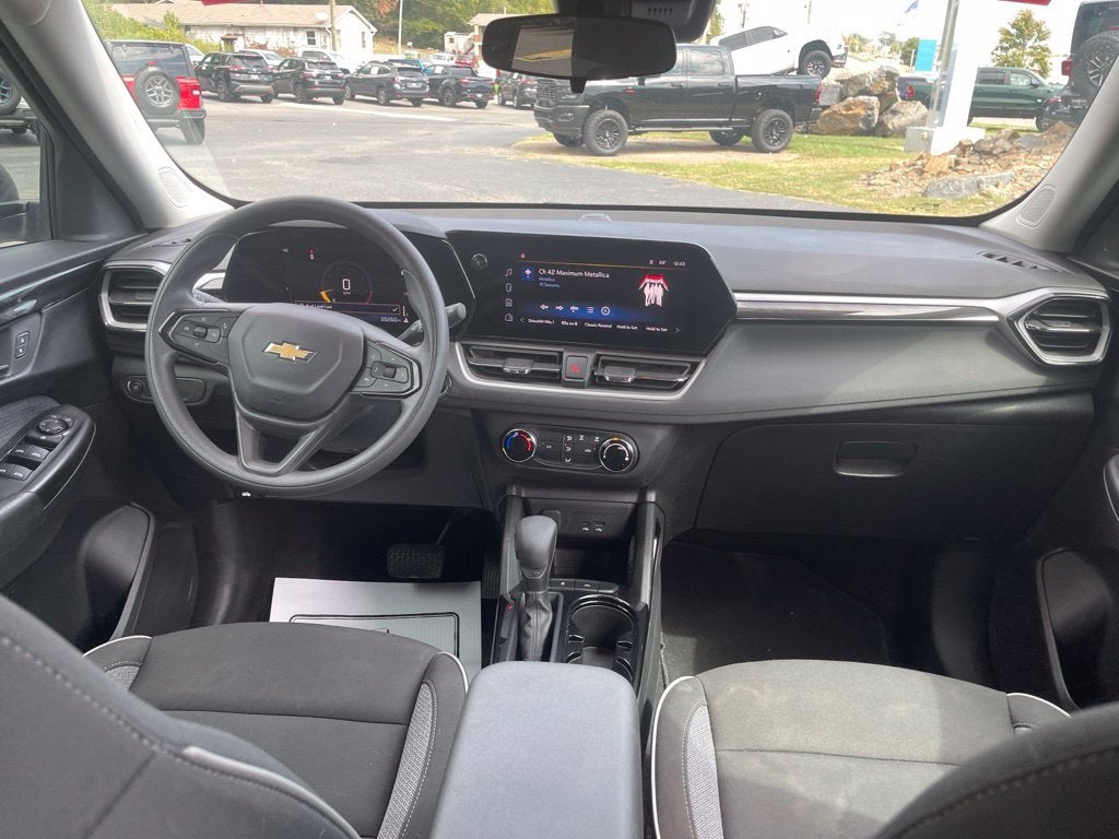 2025 Chevrolet Trailblazer FWD LS