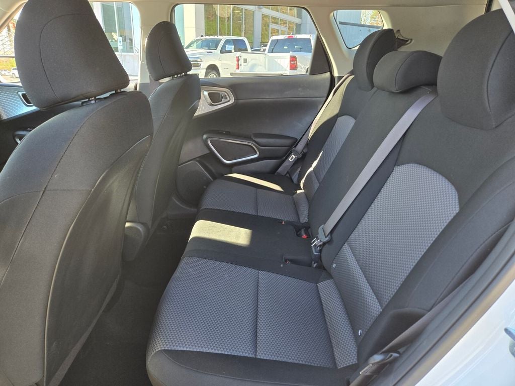 2024 Kia Soul LX