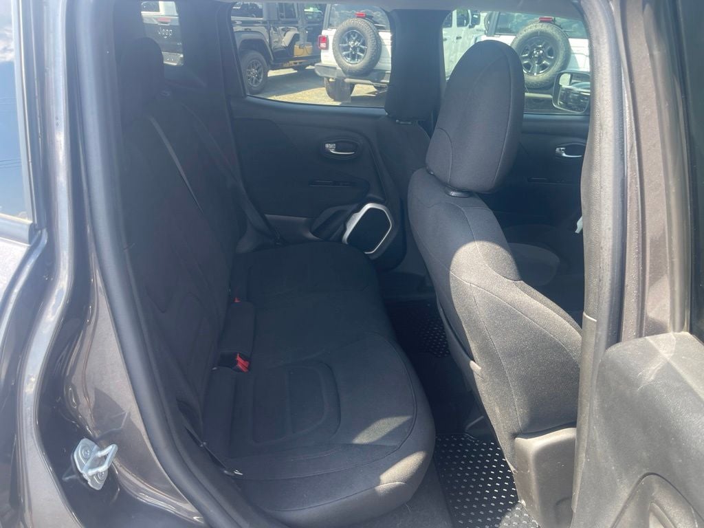 2019 Jeep Renegade Latitude FWD