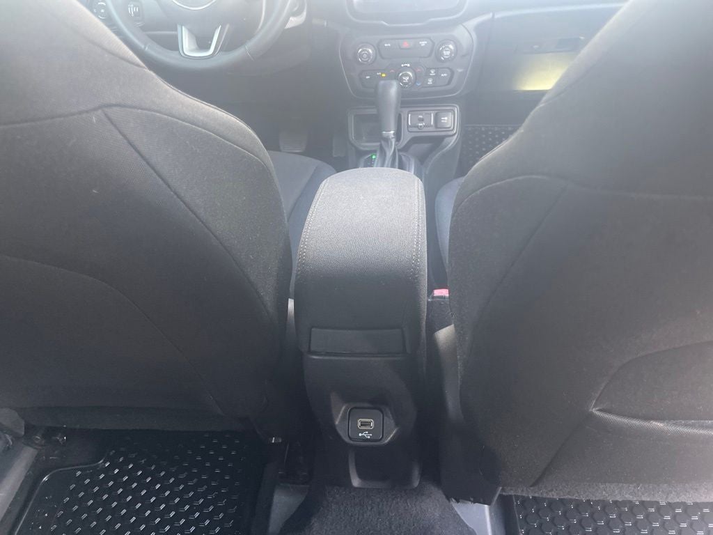 2019 Jeep Renegade Latitude FWD