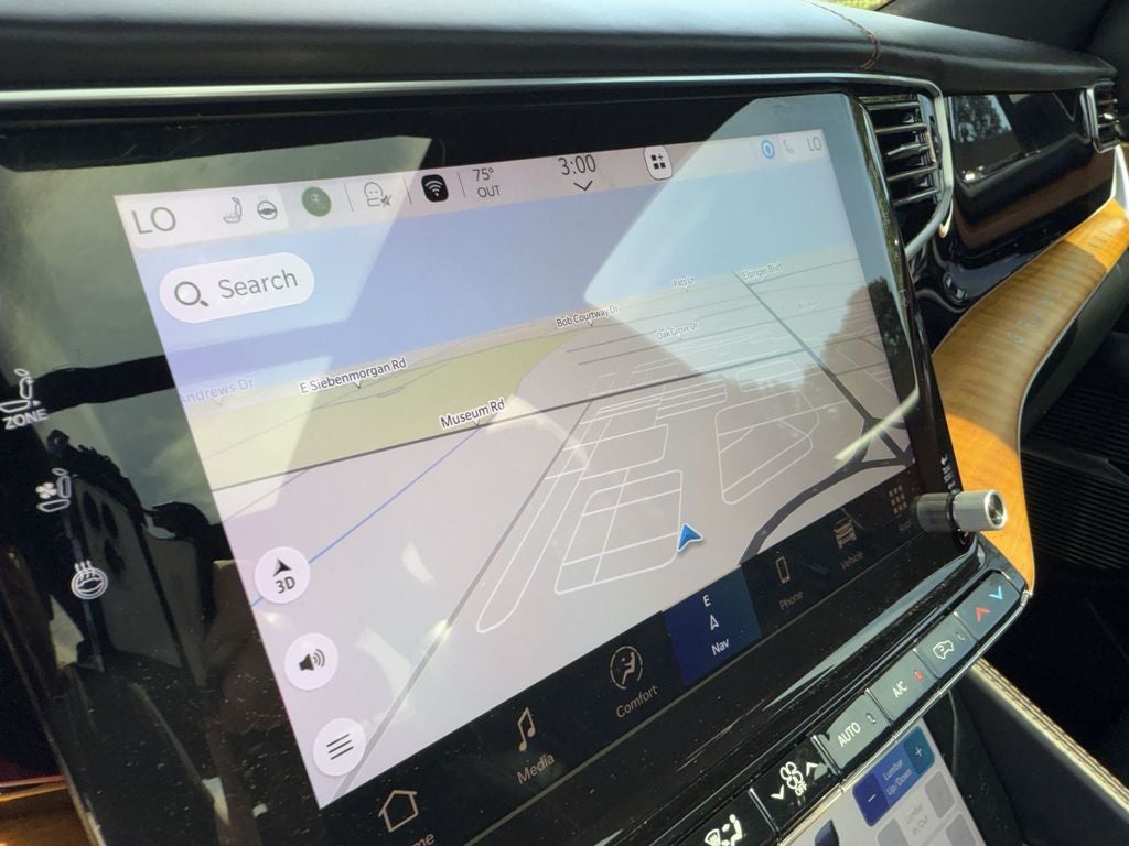 2022 Jeep Grand Wagoneer Series III