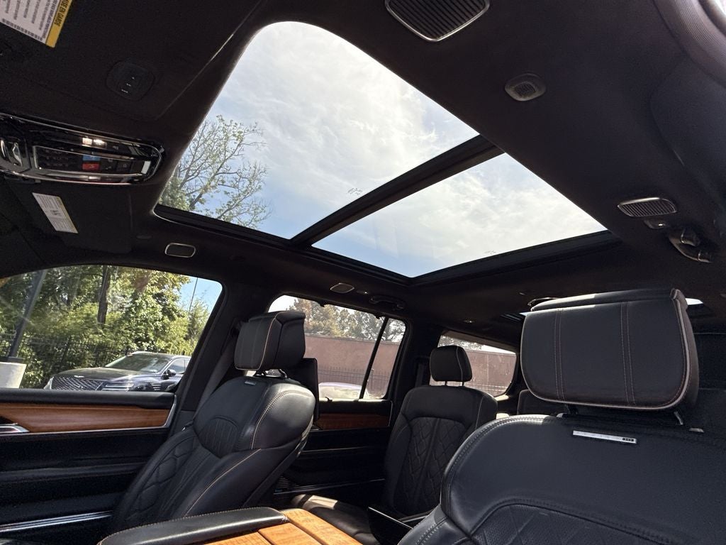 2022 Jeep Grand Wagoneer Series III