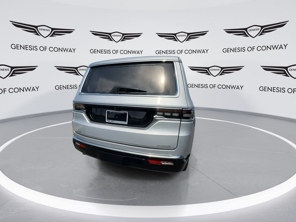 2022 Jeep Grand Wagoneer Series III