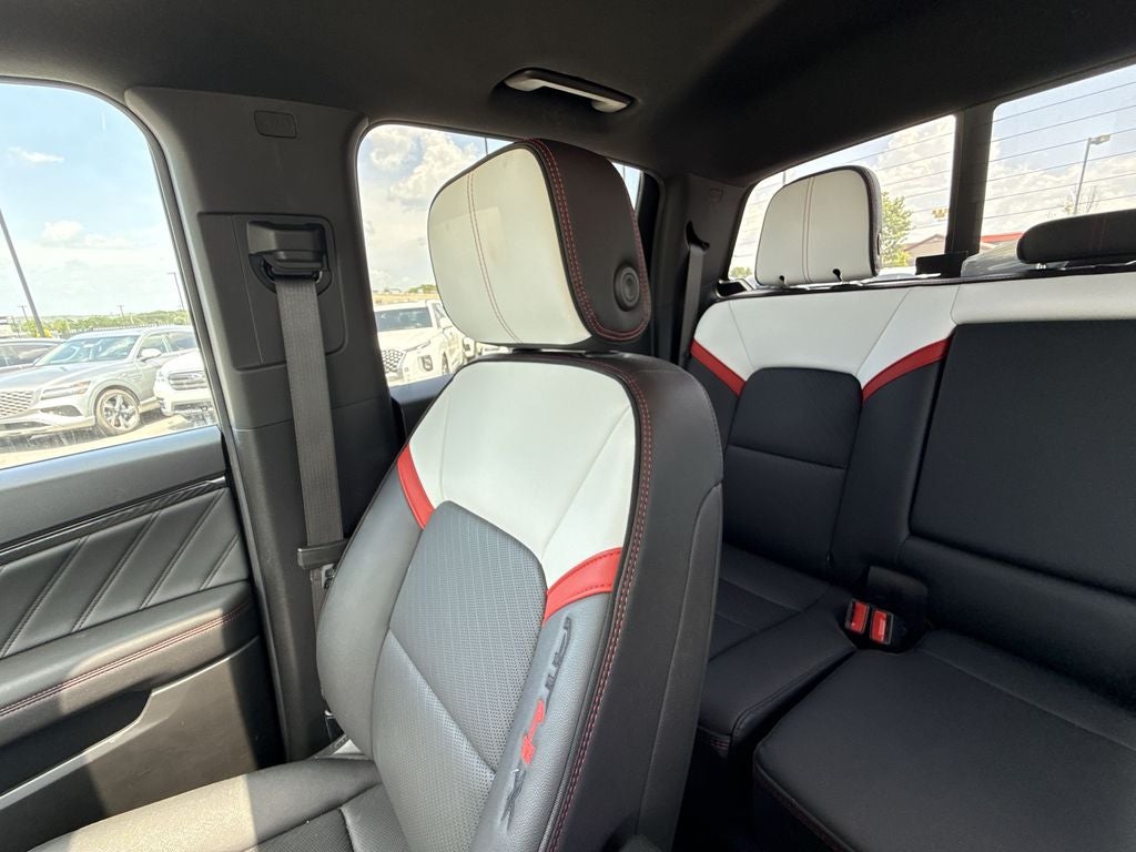 2023 GMC Canyon AT4X