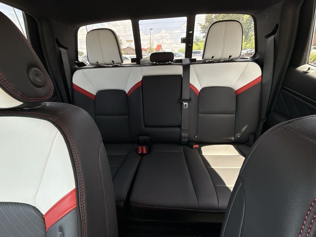 2023 GMC Canyon AT4X