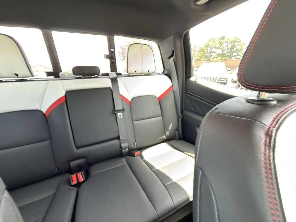 2023 GMC Canyon AT4X