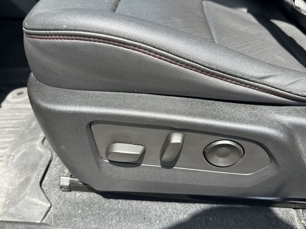 2023 GMC Canyon AT4X