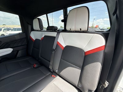2023 GMC Canyon AT4X
