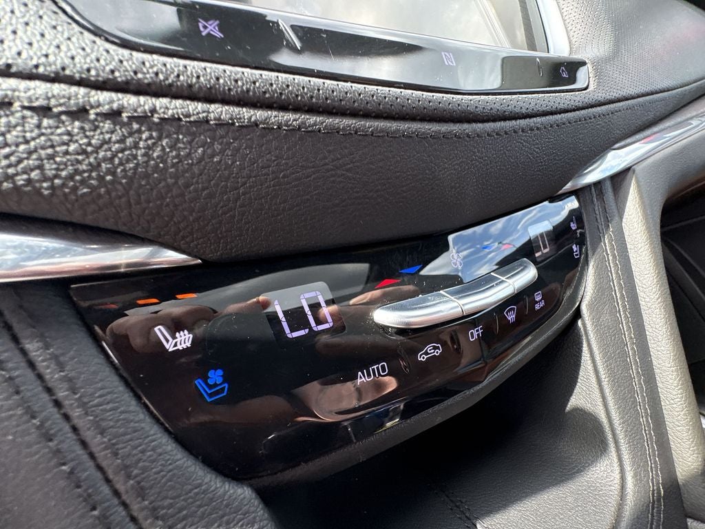 2020 Cadillac XT5 Premium Luxury