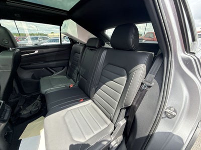 2025 Volkswagen Atlas Cross Sport 2.0T SEL R-Line Black