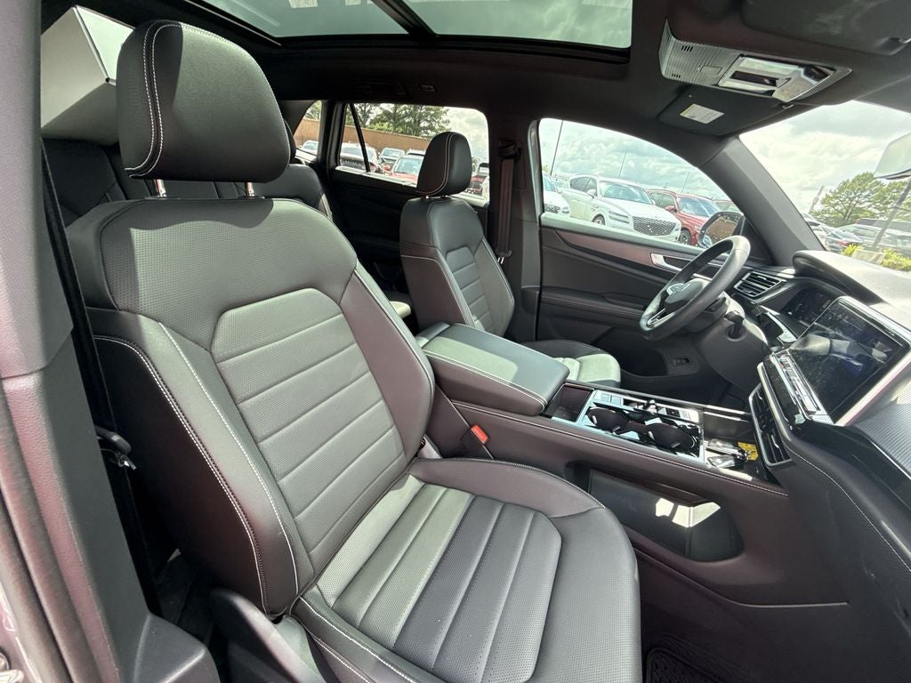 2025 Volkswagen Atlas Cross Sport 2.0T SEL R-Line Black