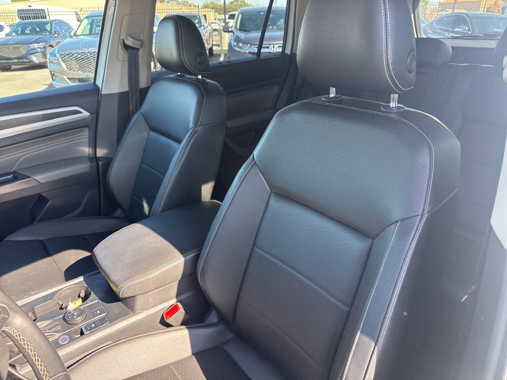2021 Volkswagen Atlas 3.6L V6 SE w/Technology