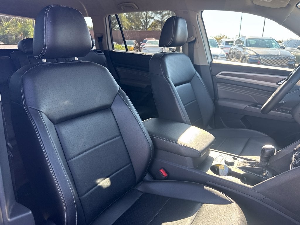 2021 Volkswagen Atlas 3.6L V6 SE w/Technology