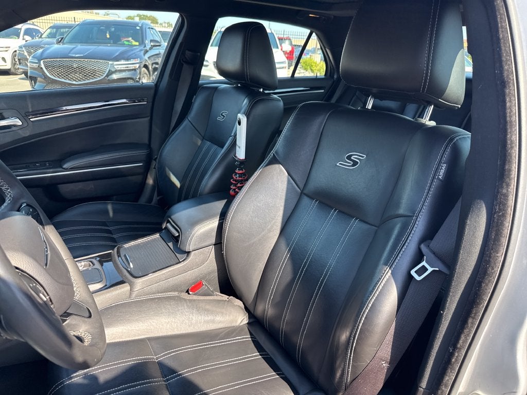2023 Chrysler 300 S