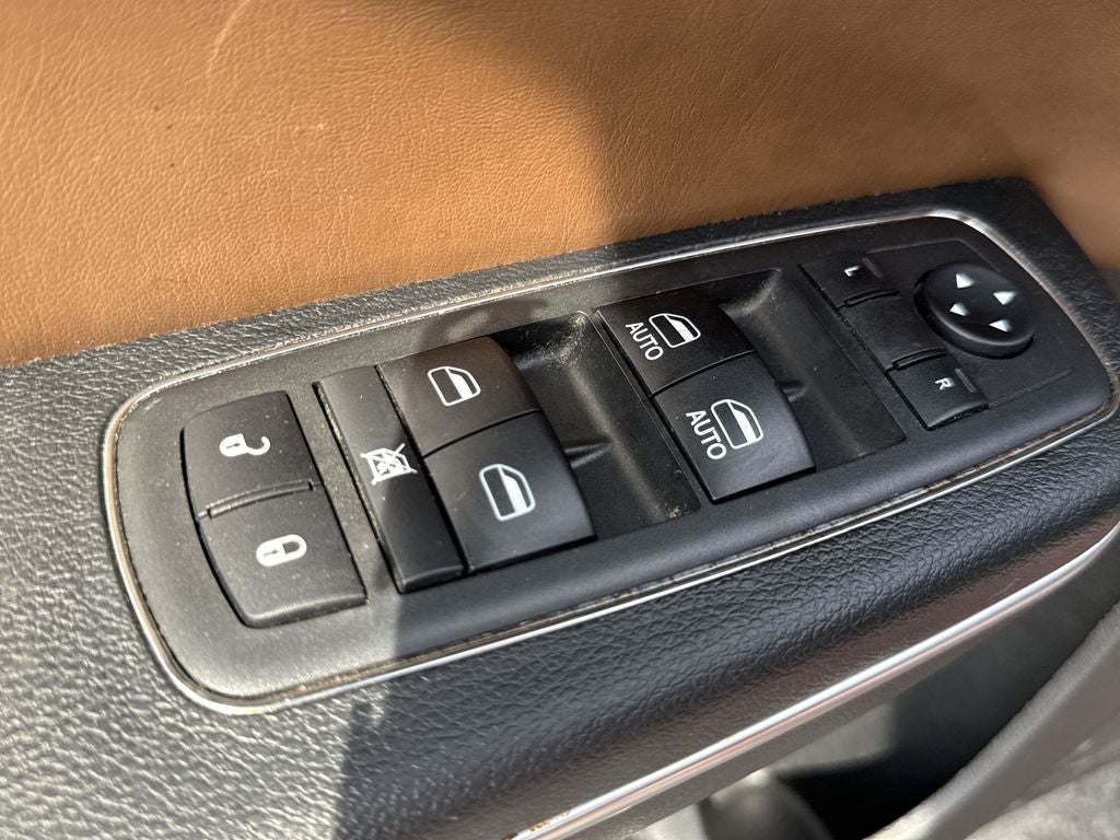2018 Chrysler 300 C