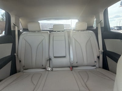 2019 Lincoln Nautilus Select