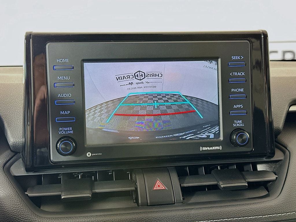 2021 Toyota RAV4 XLE - Photo 17