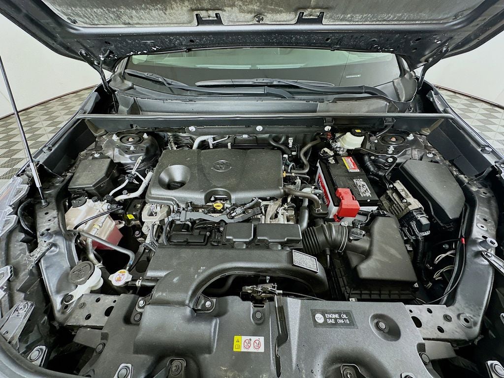 2021 Toyota RAV4 XLE - Photo 27