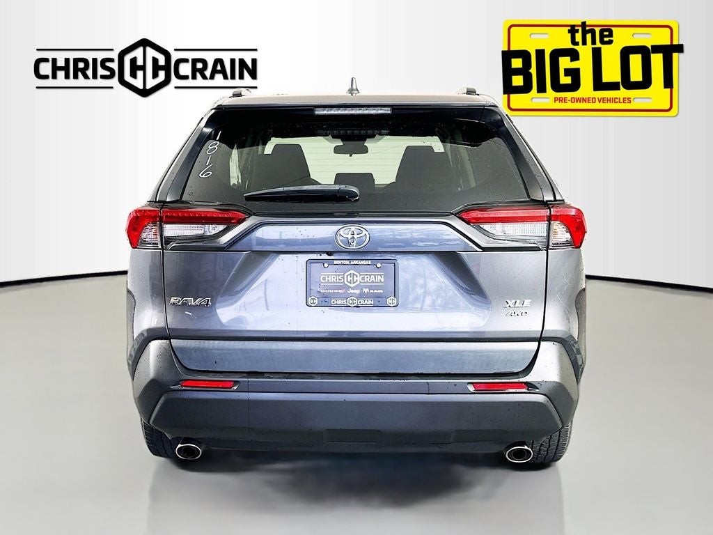 2021 Toyota RAV4 XLE
