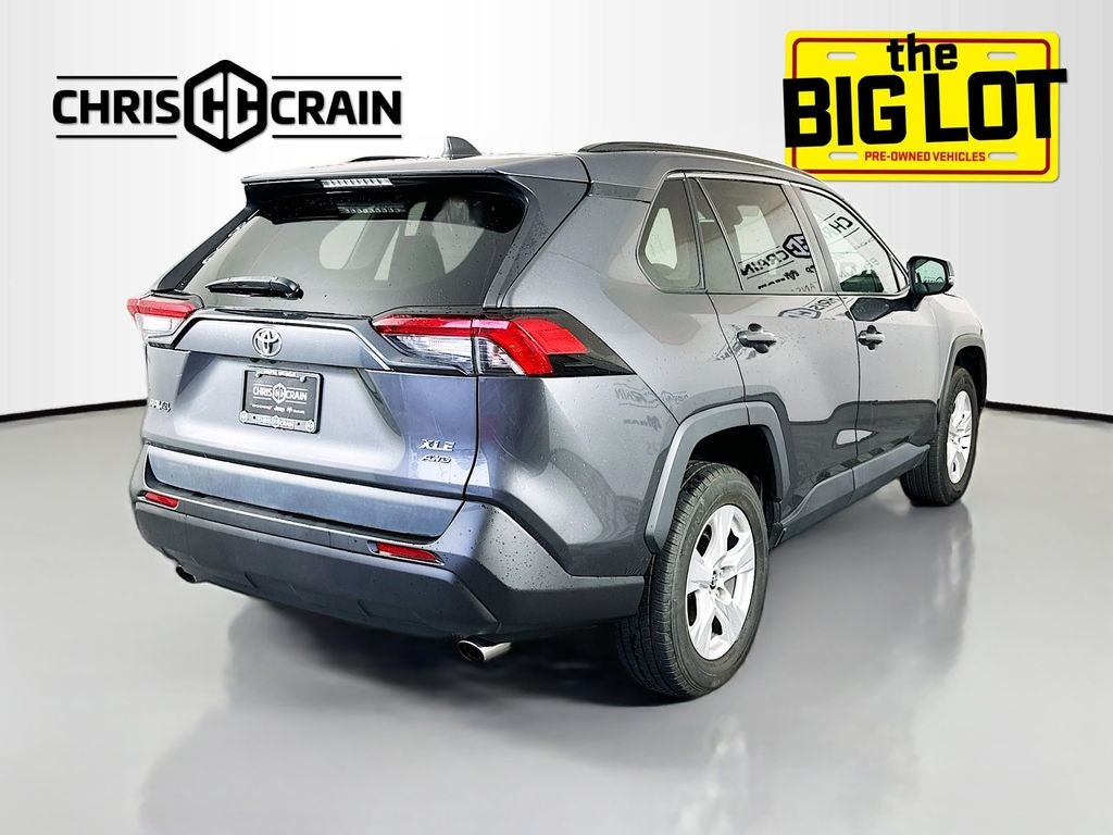 2021 Toyota RAV4 XLE - Photo 8