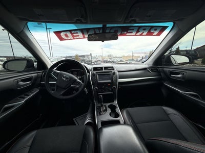 2017 Toyota Camry SE