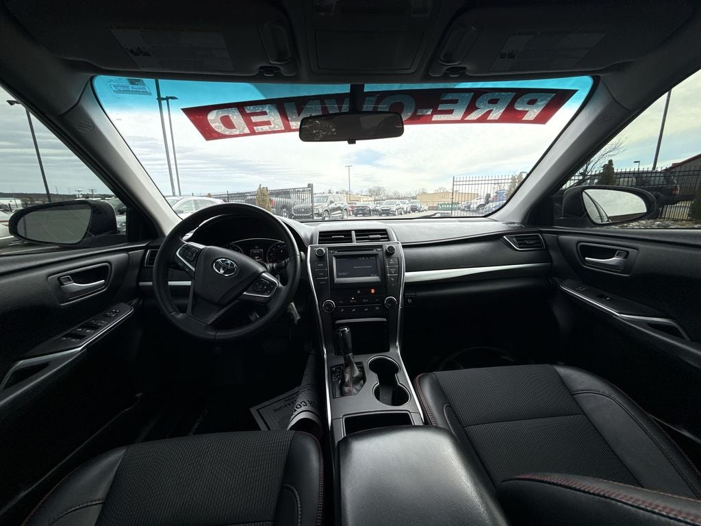 2017 Toyota Camry SE