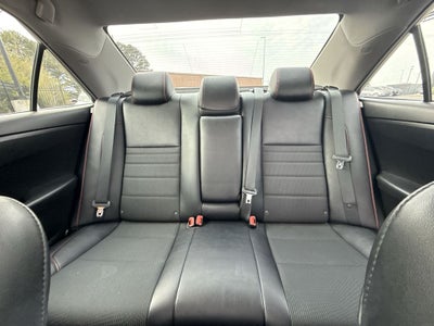 2017 Toyota Camry SE