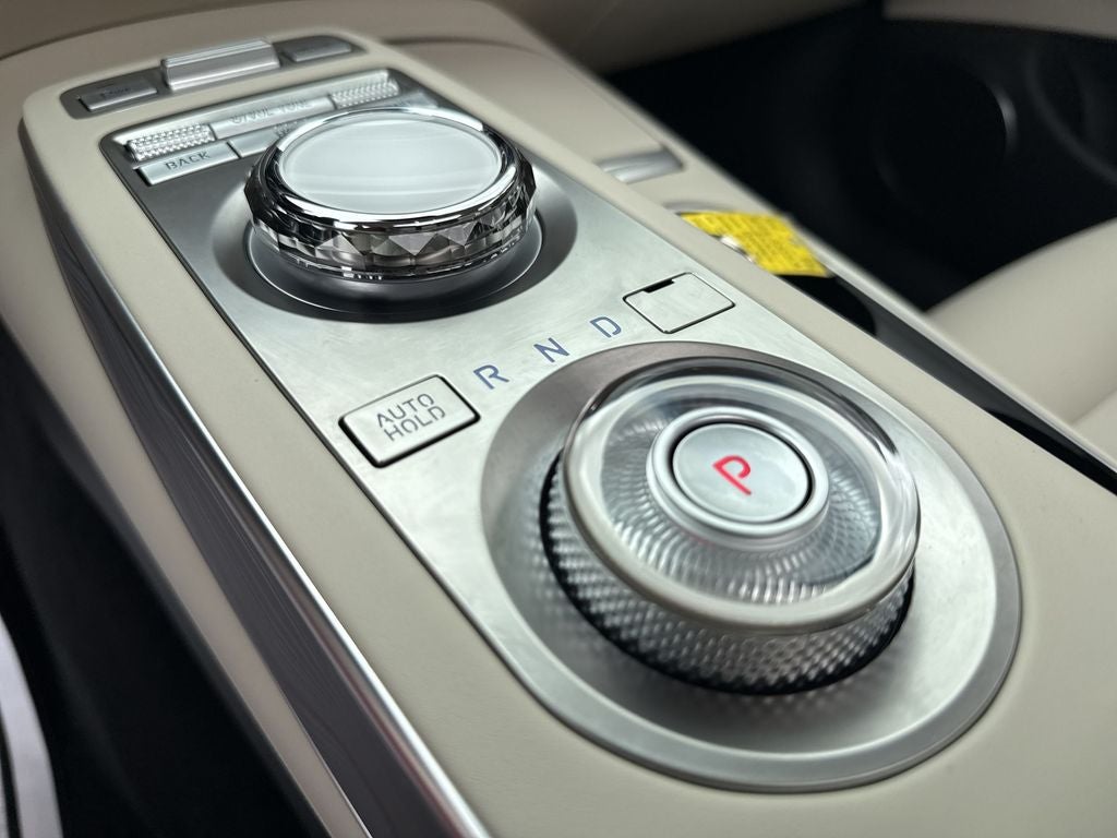 2025 Genesis GV70 2.5T
