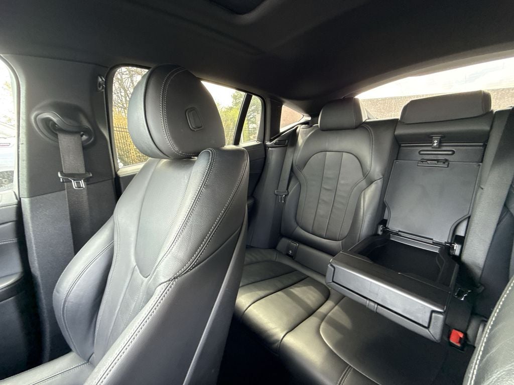 2022 BMW X6 xDrive40i