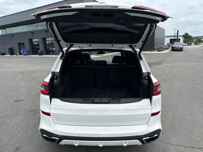 2020 BMW X5 M50i
