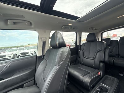2025 INFINITI QX80 SENSORY