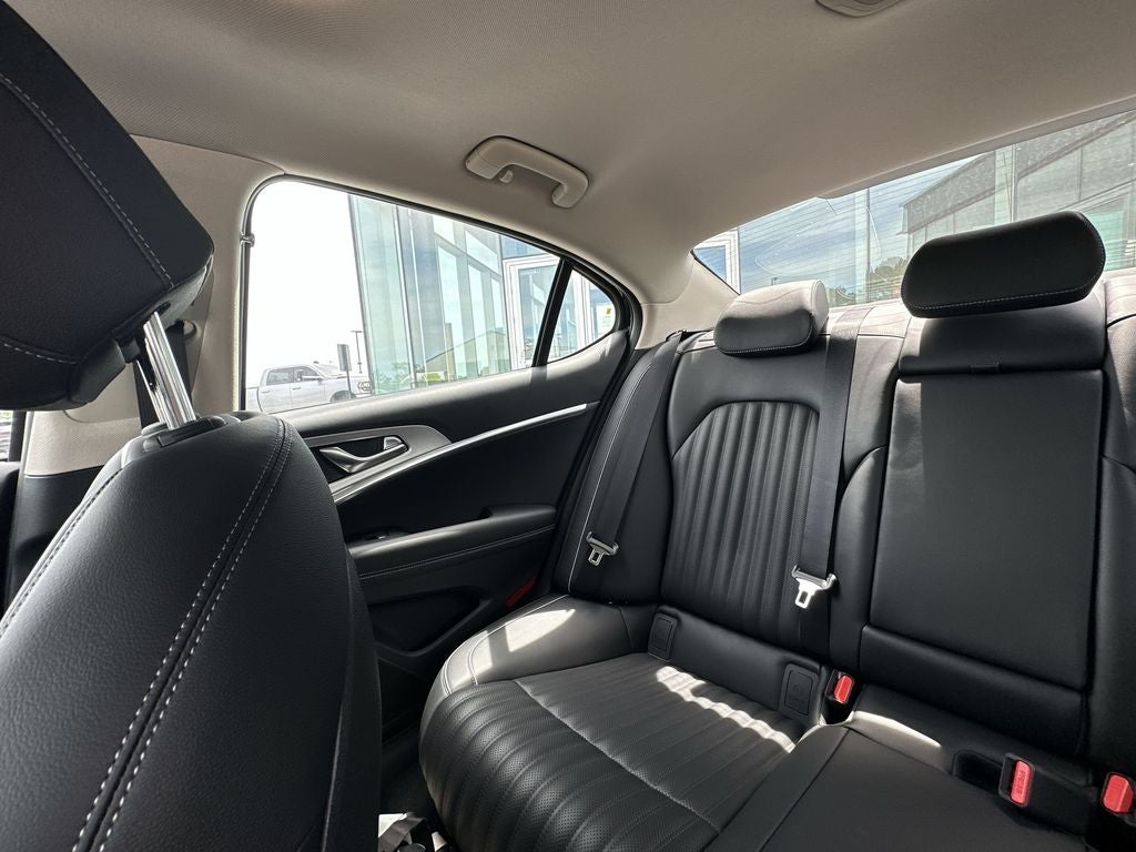 2026 Genesis G70 2.5T Prestige