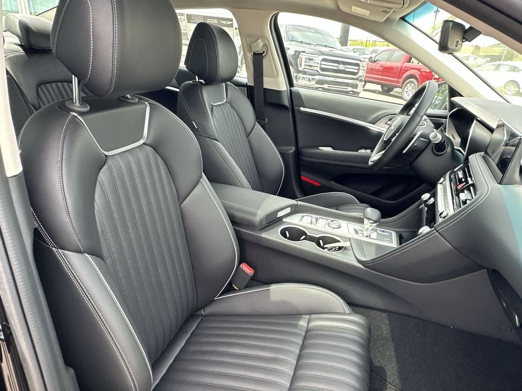 2026 Genesis G70 2.5T Prestige
