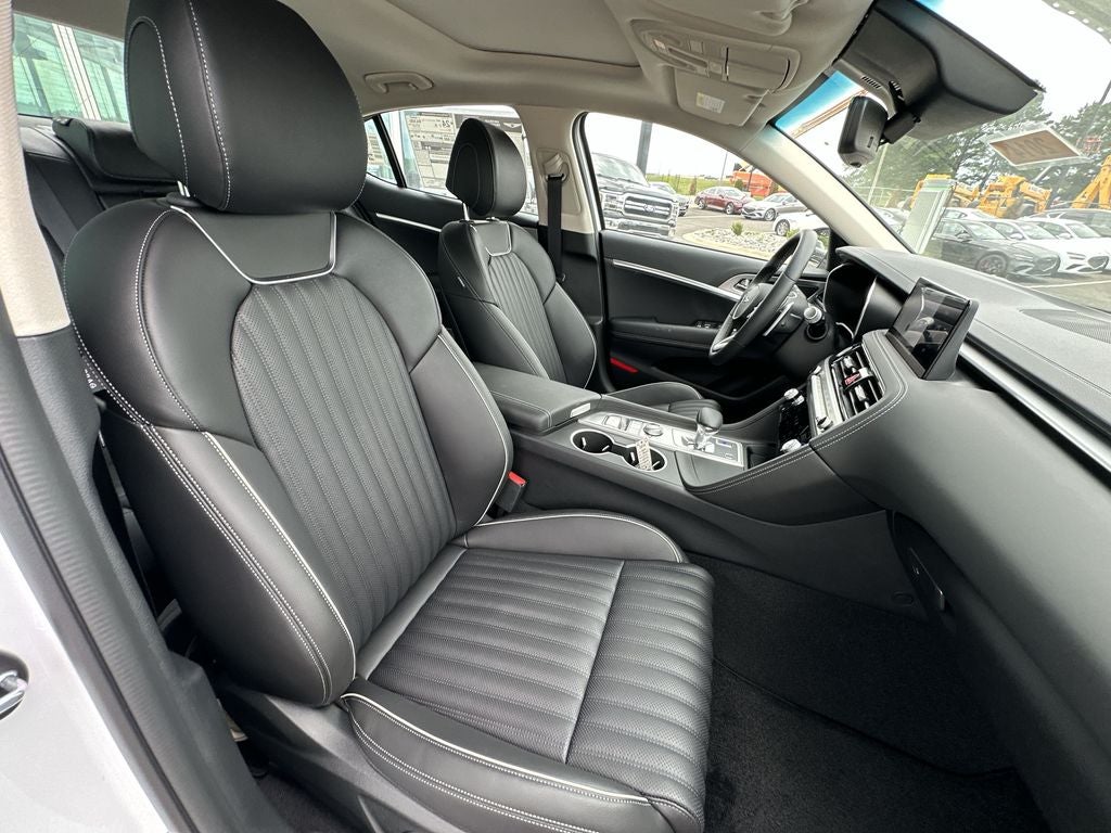 2026 Genesis G70 2.5T Prestige