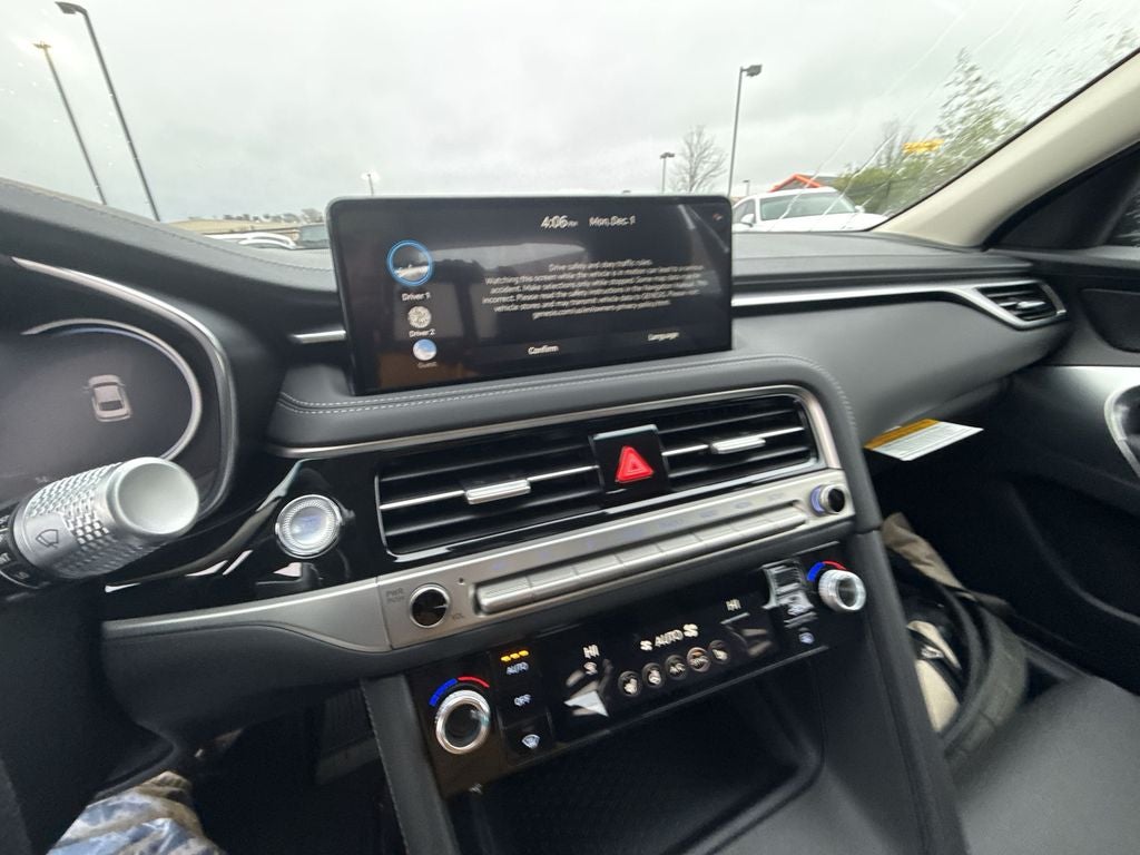 2026 Genesis G70 2.5T Prestige