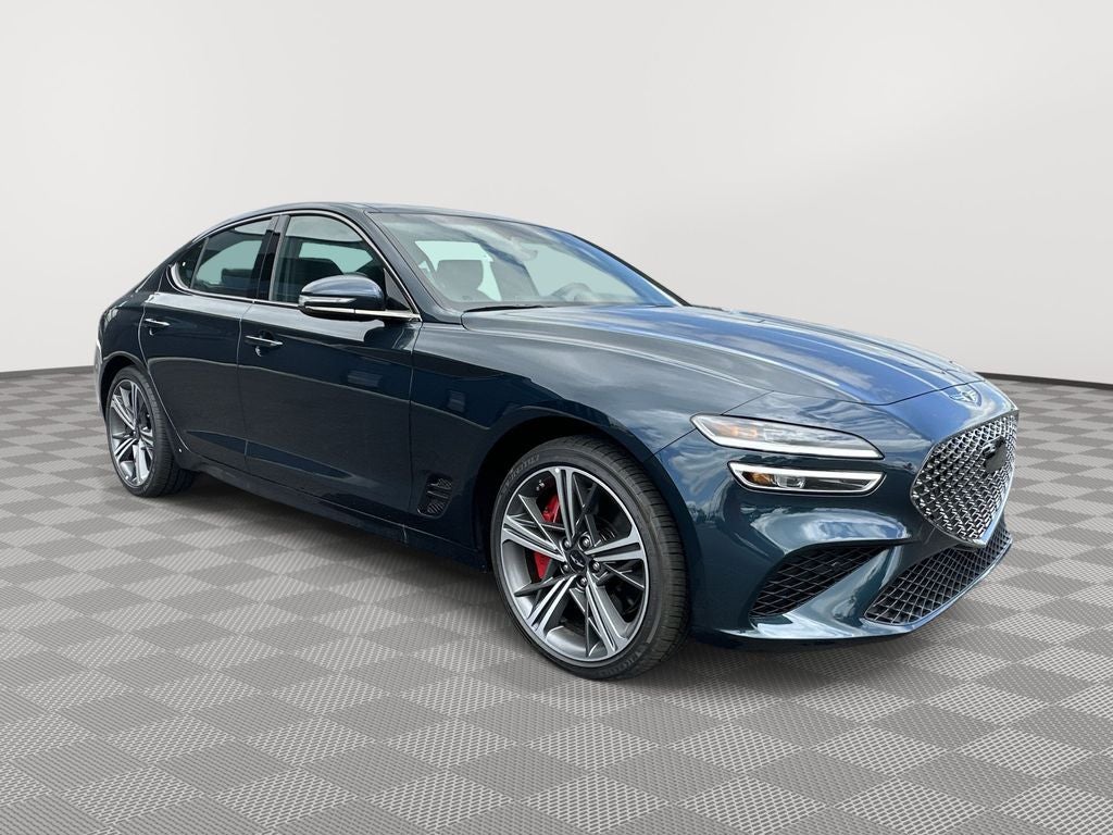 2024 Genesis G70 2.5T Standard's photo