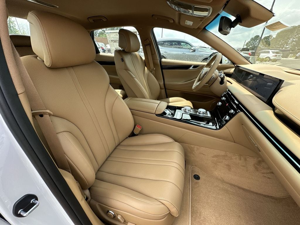 2025 Genesis G80 2.5T