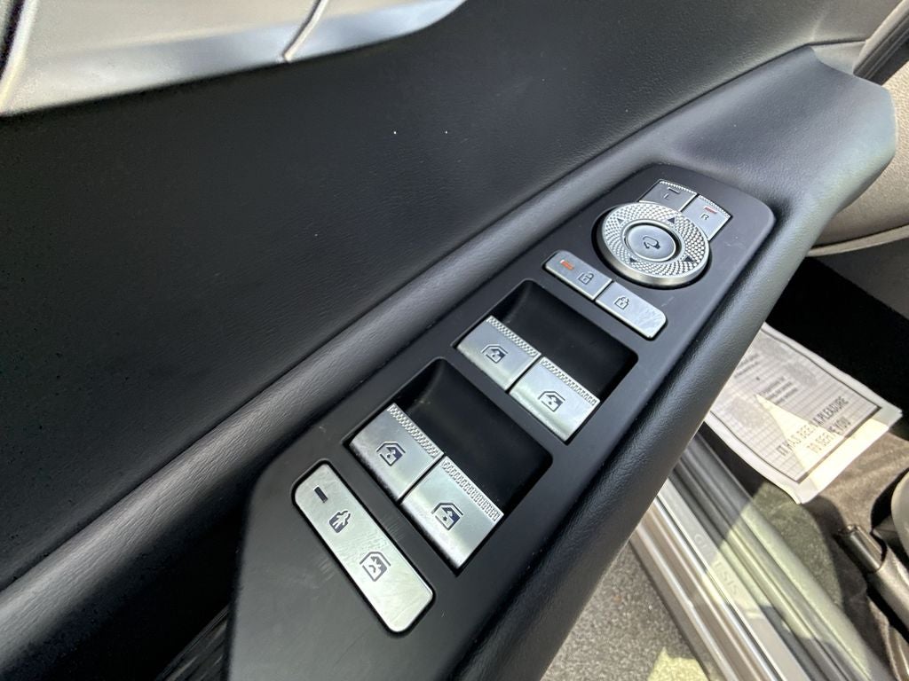 2025 Genesis GV80 2.5T